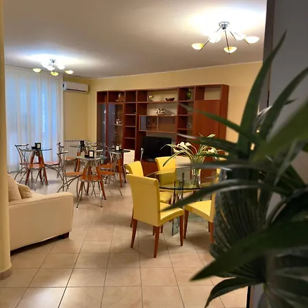 Regina Margherita Bed & Breakfast *